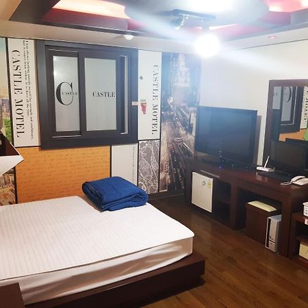 Hotel Castle Puszan Kültér fotó