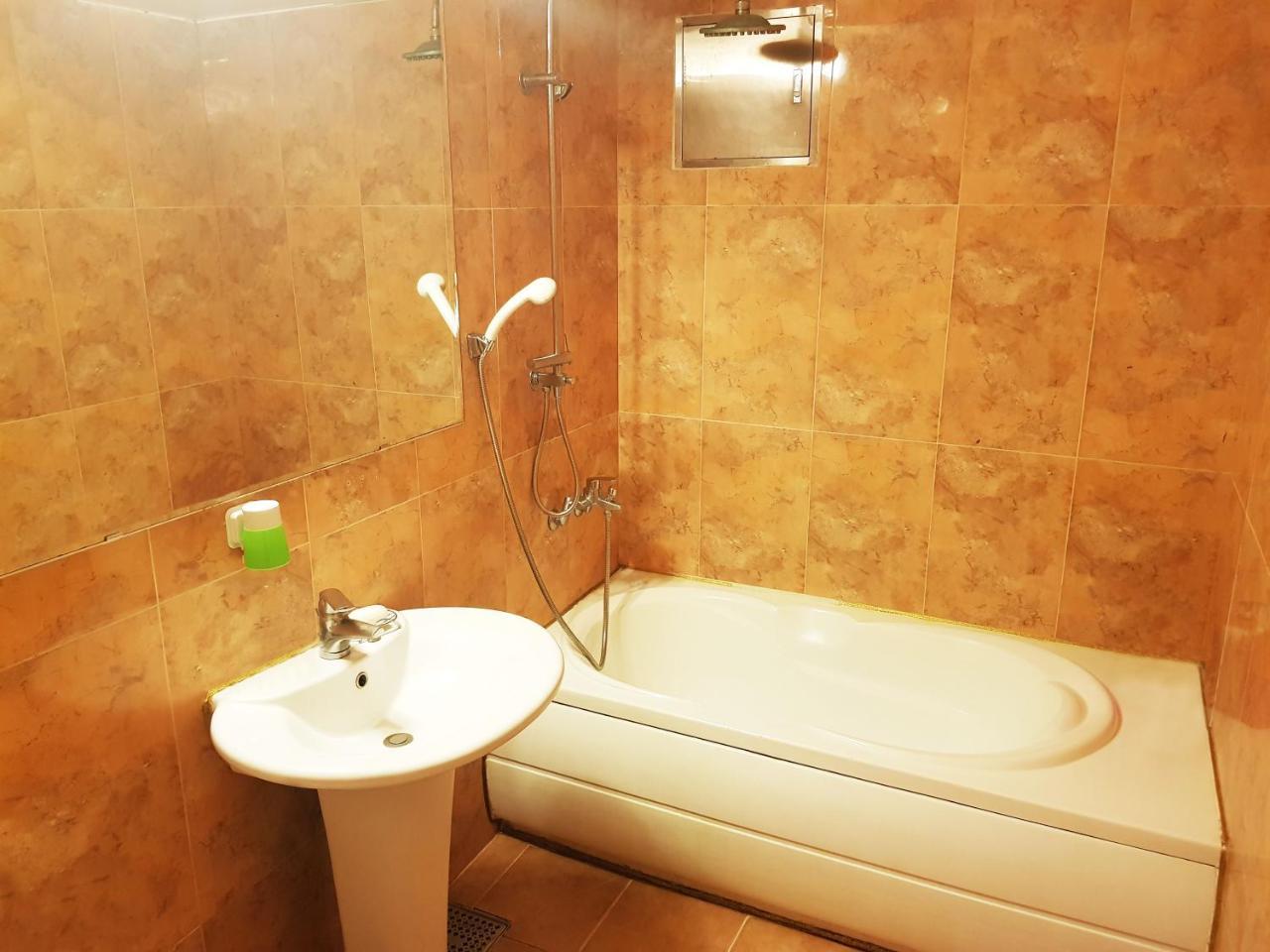 Hotel Castle Puszan Kültér fotó