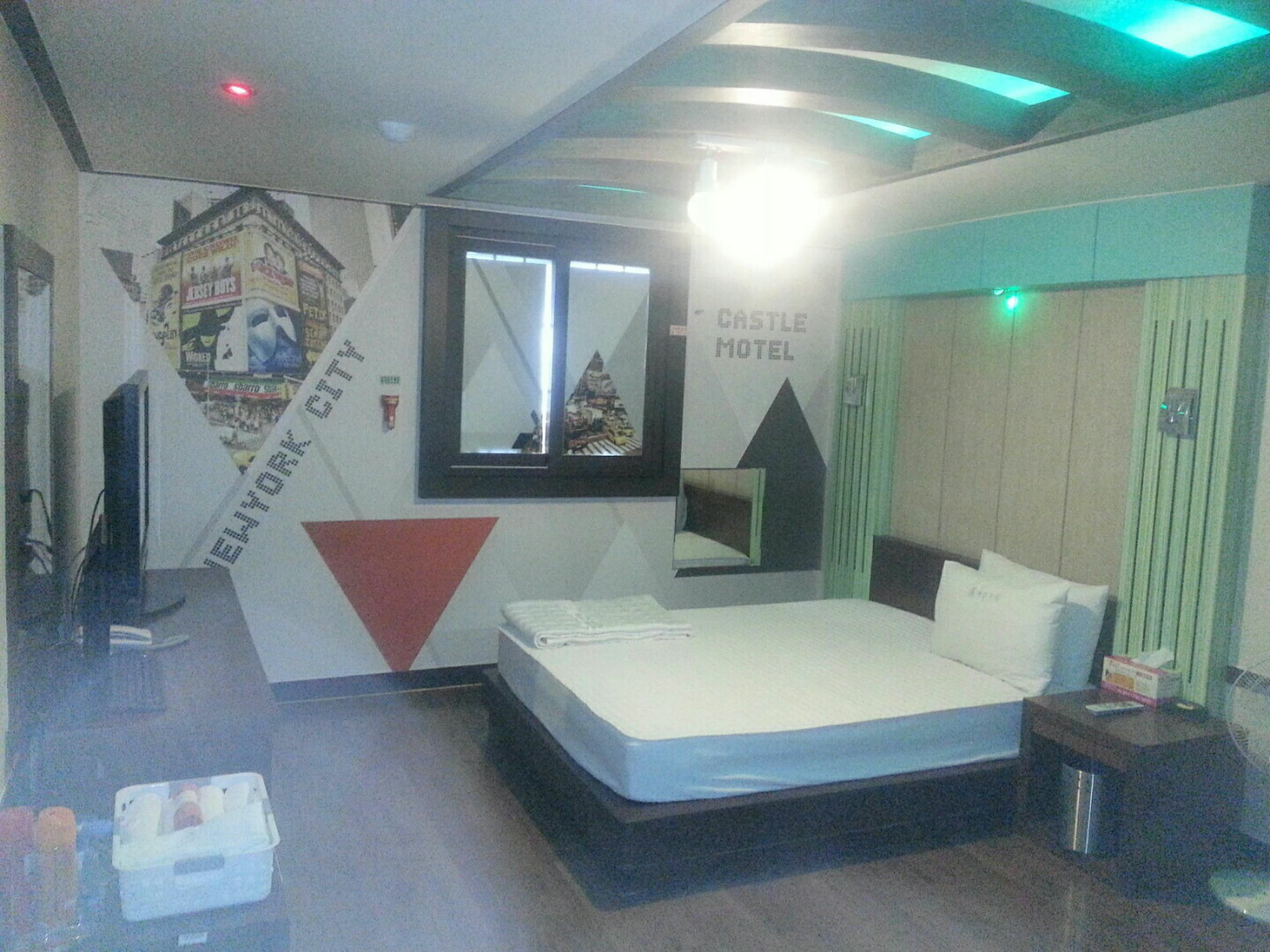 Hotel Castle Puszan Kültér fotó